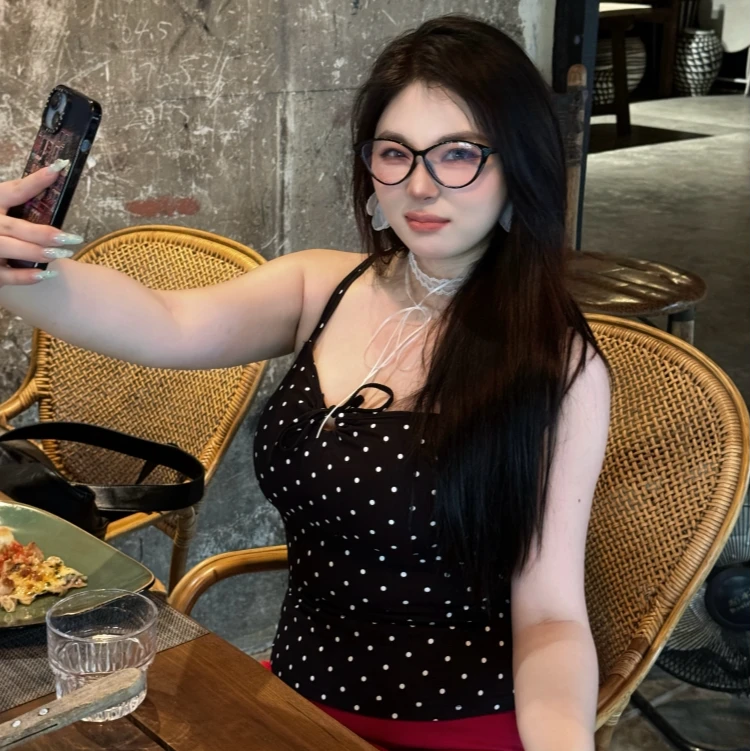 【大小姐】“巴斯克少女”夏季波点吊带上衣显瘦短辣妹套装/清Z040617