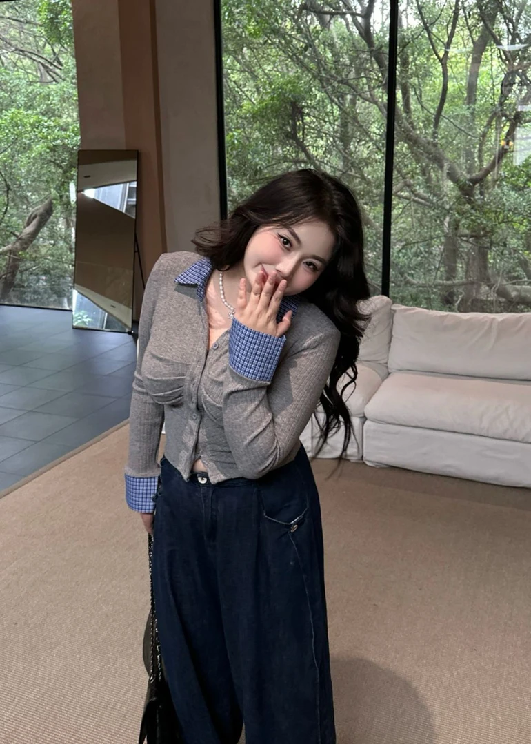 【大小姐】“博主穿搭”纯色拼接格子气质显瘦针织辣妹时尚修身上衣