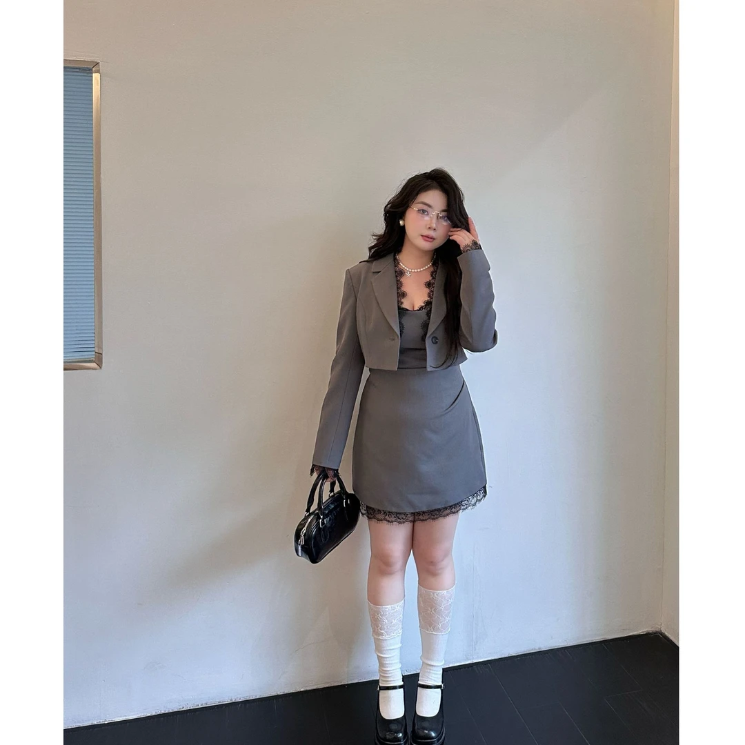 【大小姐】灰色西装气质短款时尚外衣辣妹修身显瘦炸街吊带裙