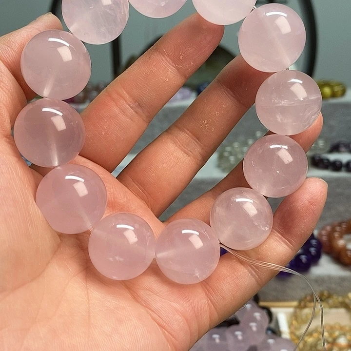 水晶手链未镶嵌周*生莫粉19+