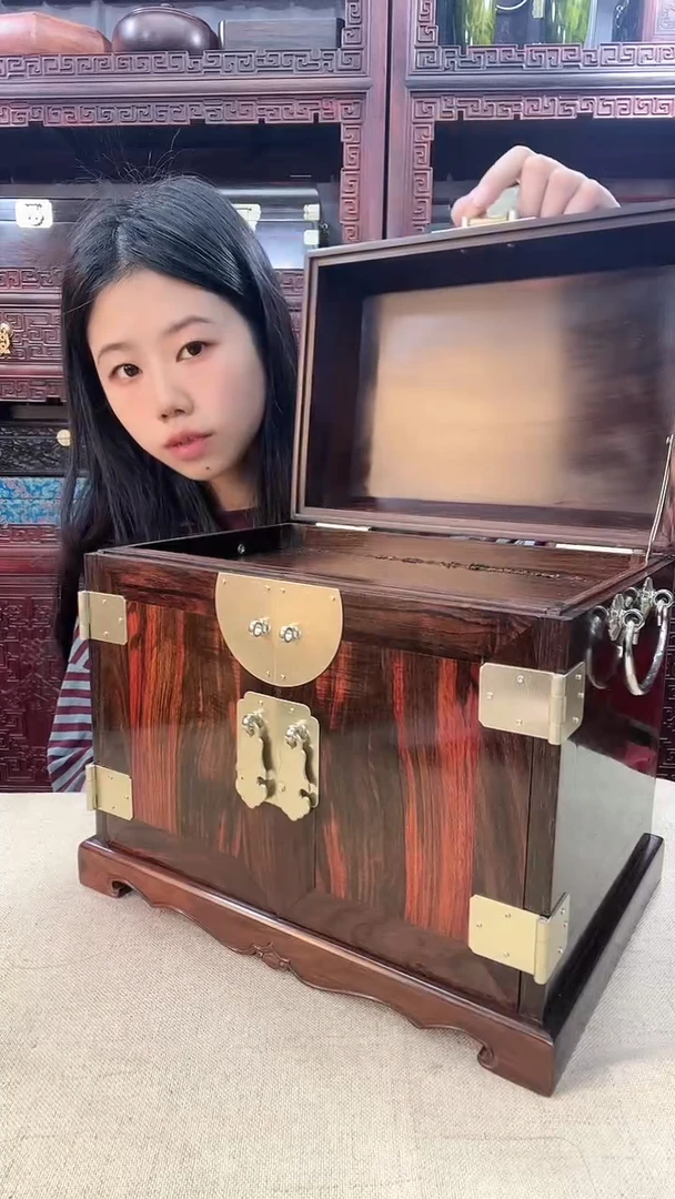 【闪购商品】红酸枝木类端景台大红酸枝全独板超大号官皮箱