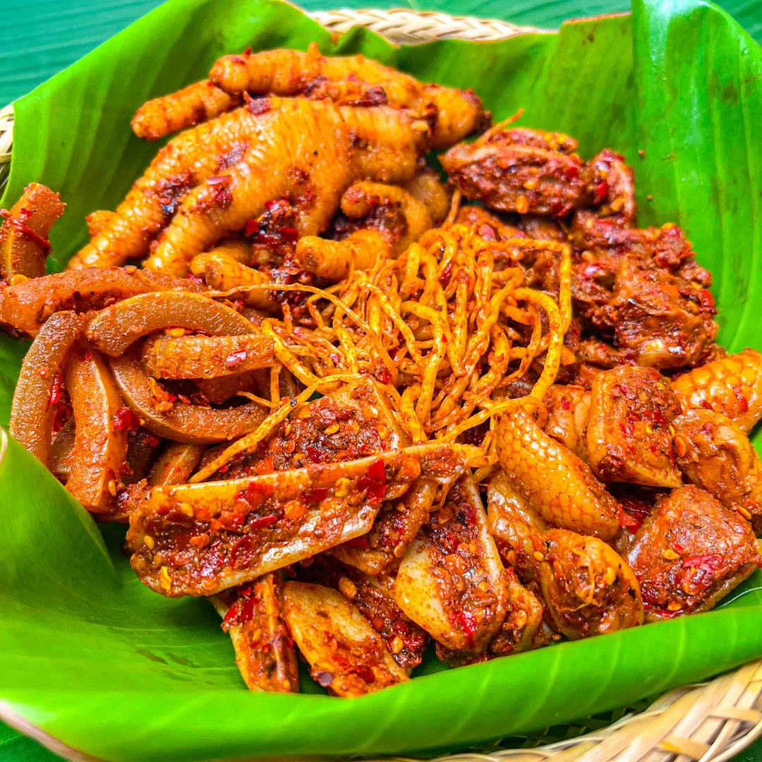 【顺丰发货】云南西盟佤味大杂烩鸡爪牛皮小零食