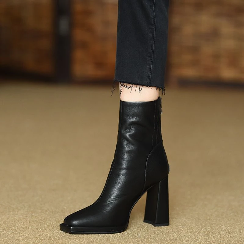 欧罗潮牌方头高跟短靴女粗跟百搭中筒2023秋冬季高跟鞋黑色女靴子