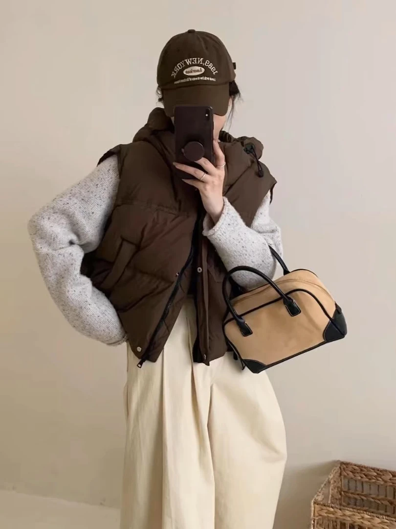 珍姐家羽羽抽身戴帽子马甲2467货号