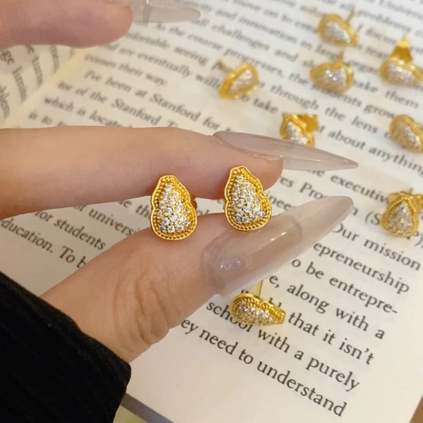 铜合金锆石耳饰 古法鎏金精致立体满钻葫芦简约复古国风福禄耳钉