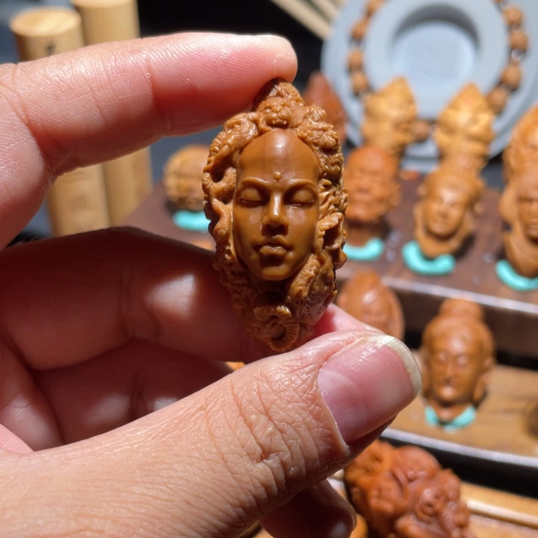【闪购商品】橄榄核核雕德*拉