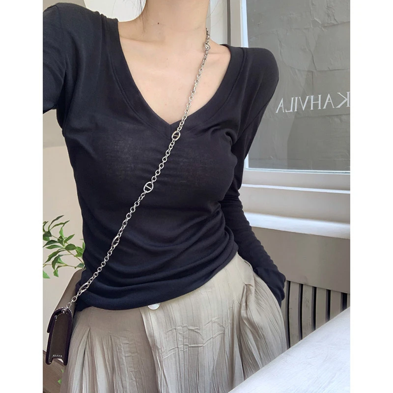 黑色v领长袖t恤女夏季修身显瘦防晒衫正肩打底衫短款上衣早秋百搭
