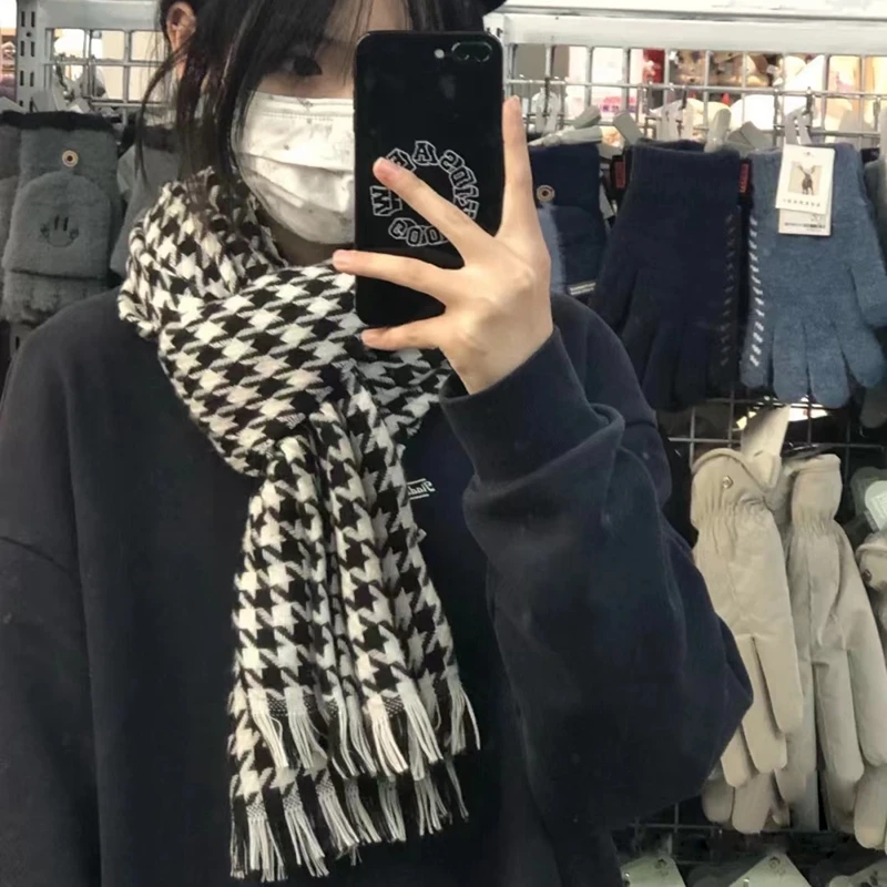 韩版秋冬经典黑白千鸟格围巾女冬季时尚洋气百搭围脖ins长款披肩