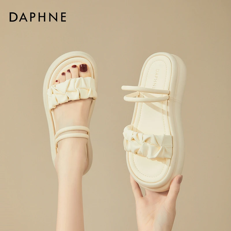 达芙妮2025年夏季新款百搭厚底防滑一字带拖鞋休闲外穿软底凉鞋拖