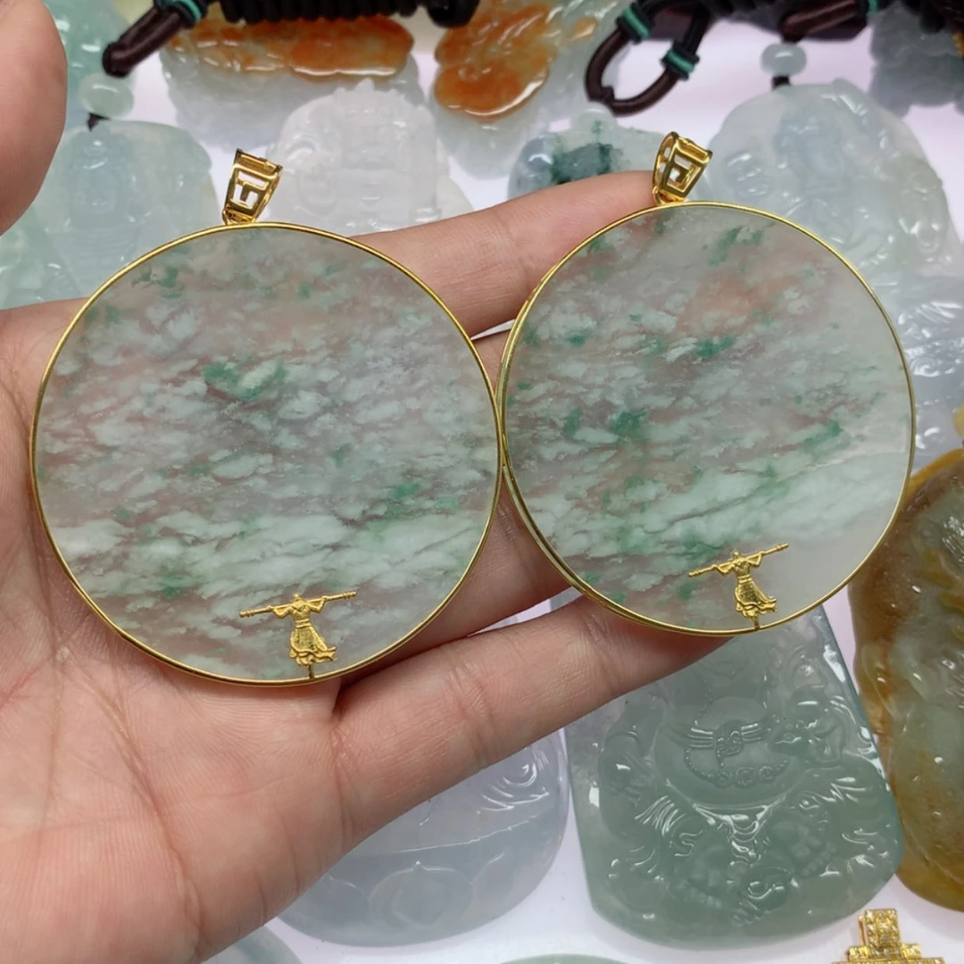 【闪购商品】翡翠颈饰18K金镶嵌特**孩