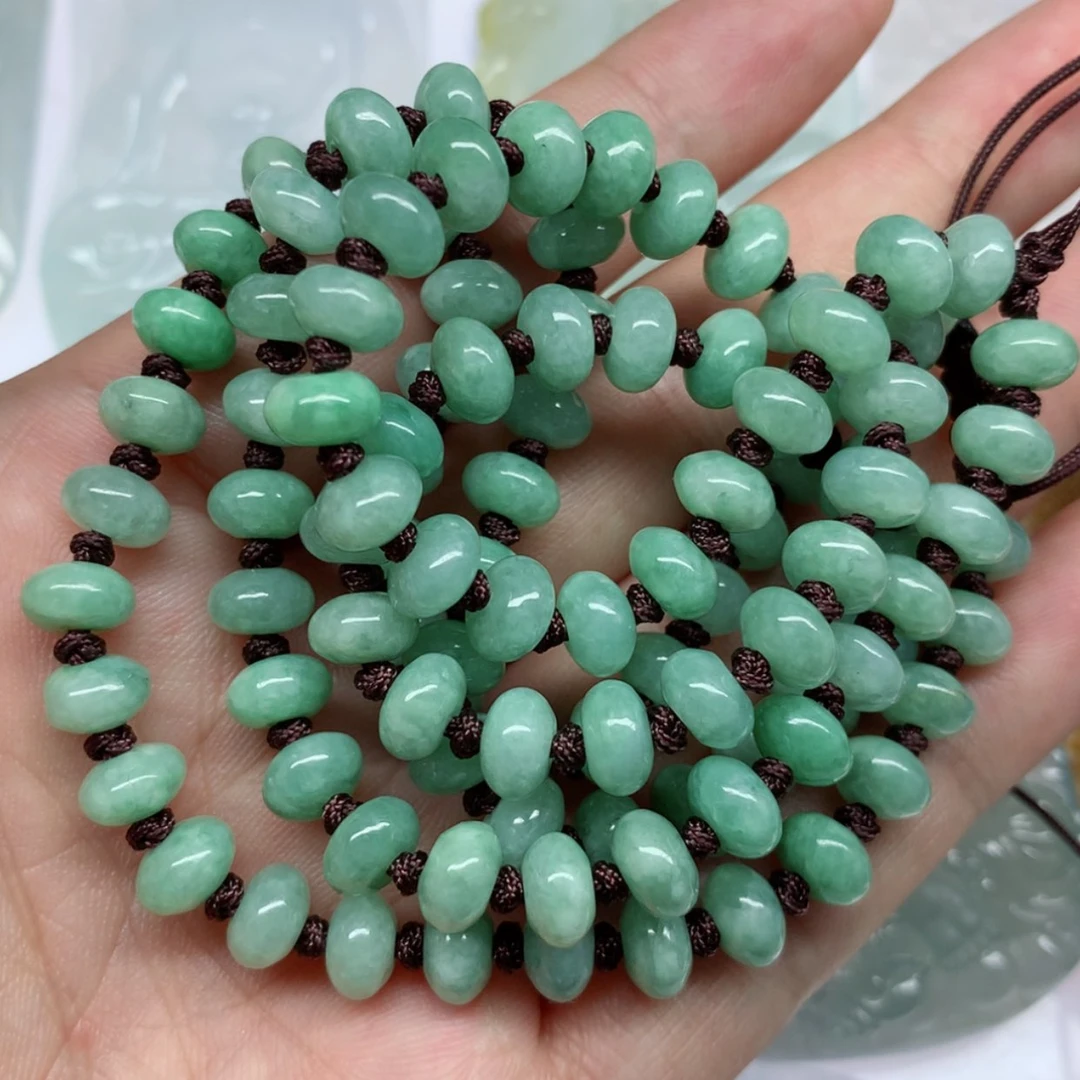 【闪购商品】翡翠挂件未镶嵌感***。