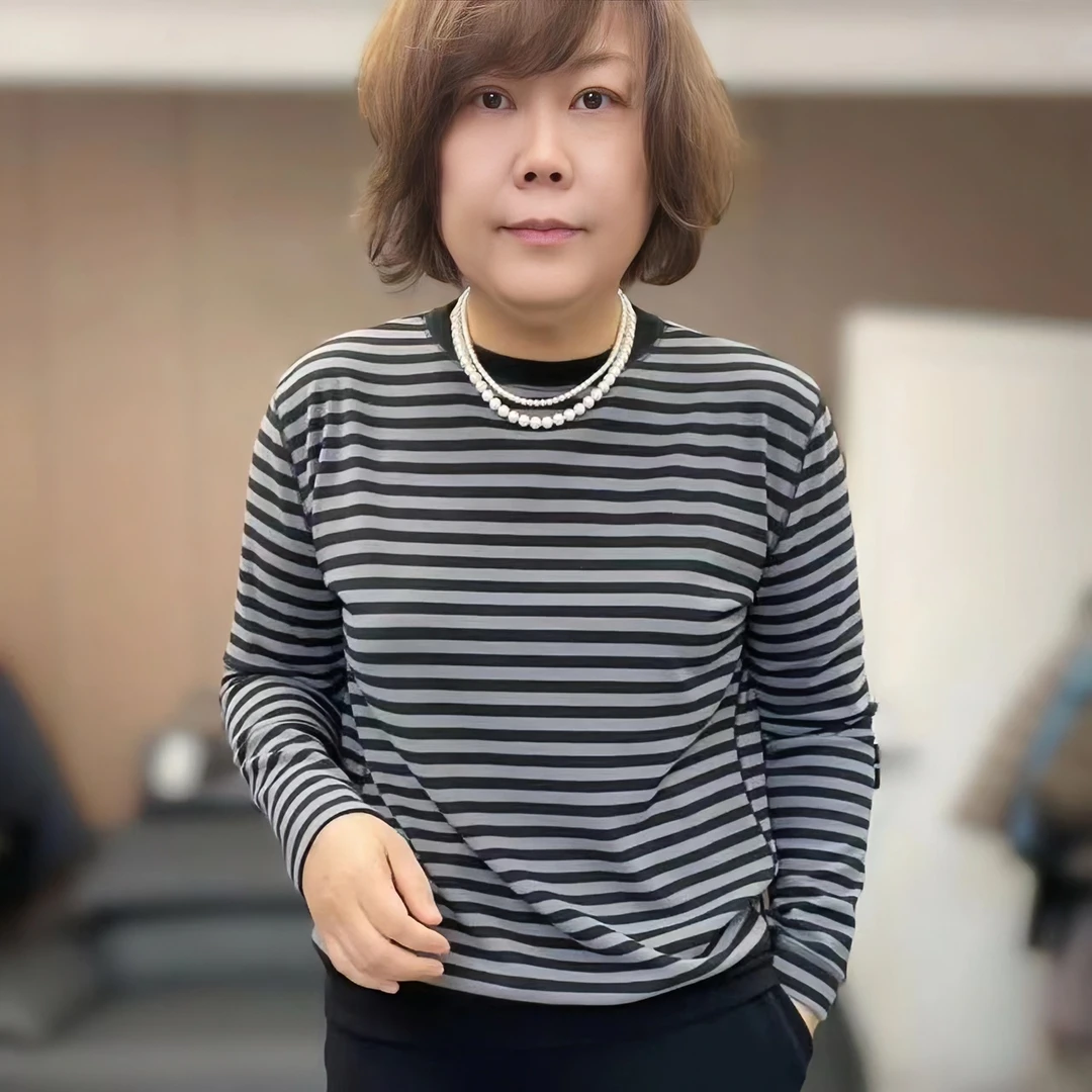 【xineba韩国鞋】条纹卫衣2024新款女士时尚洋气舒适设计师休闲绒面