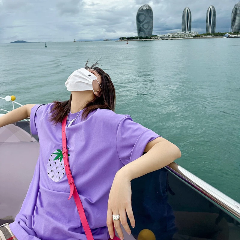 【若若美】X-1078水柔棉草莓刺绣短袖百搭圆领T恤简约宽松男女士
