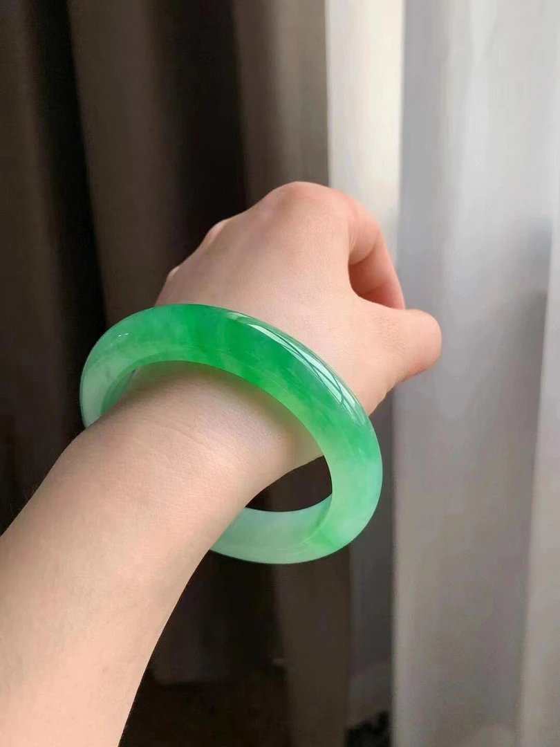 缅甸天然翡翠A货手镯，带证书，支持全国复检