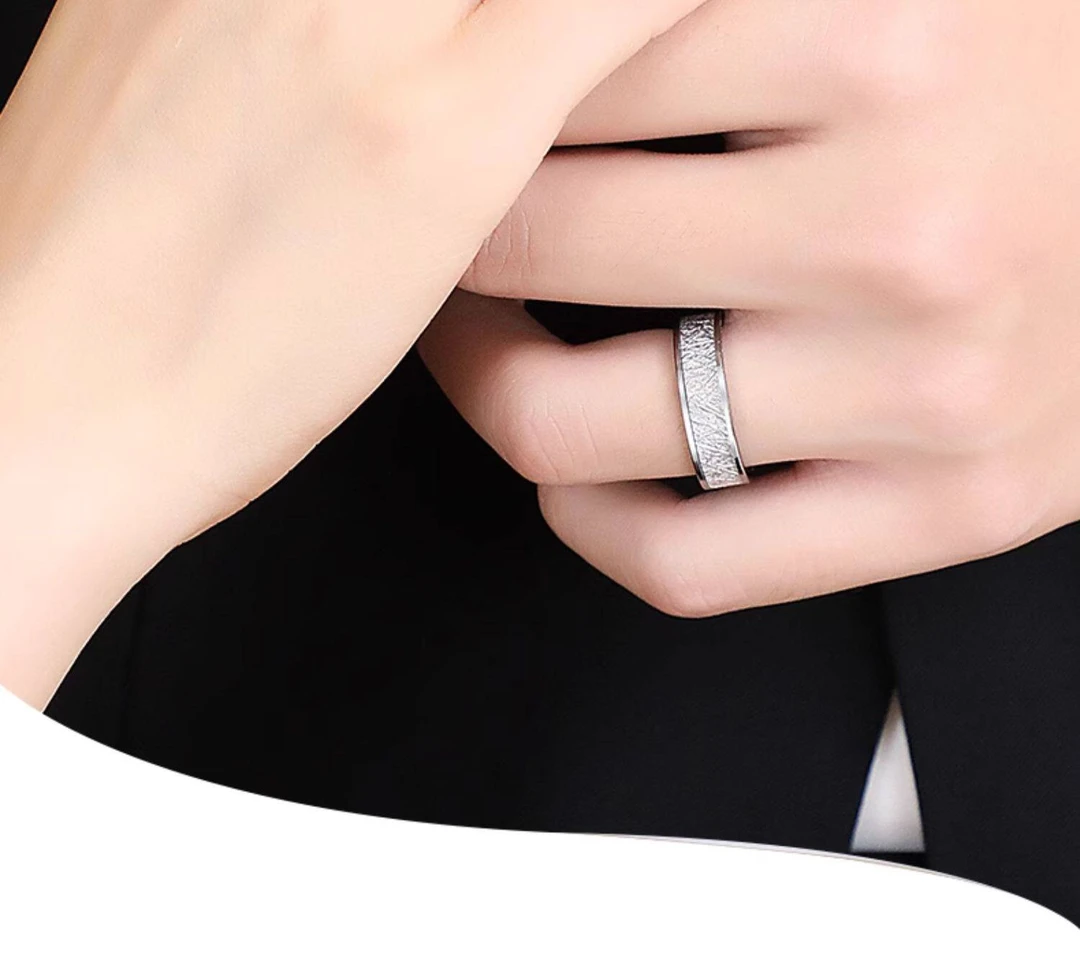 钛钢戒指 原创情侣对戒错乱雾凇纹戒指小众轻奢高级感潮男士指环