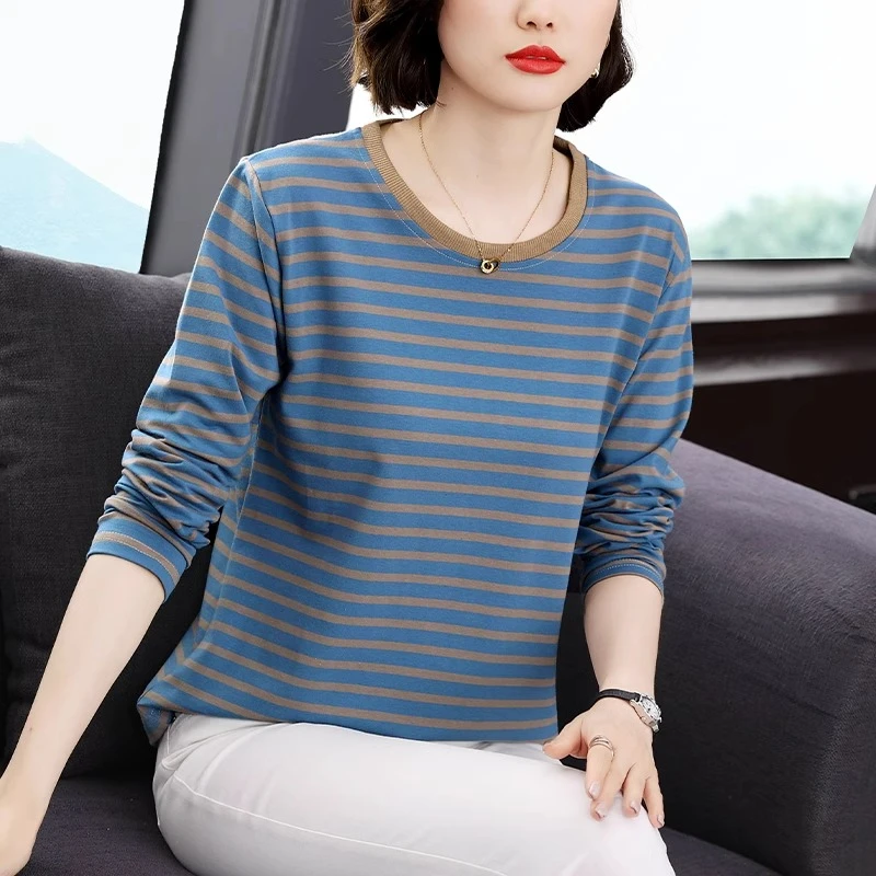 纯棉长袖t恤女中老年妈妈装女款大码宽松新款打底衫减龄条纹上衣