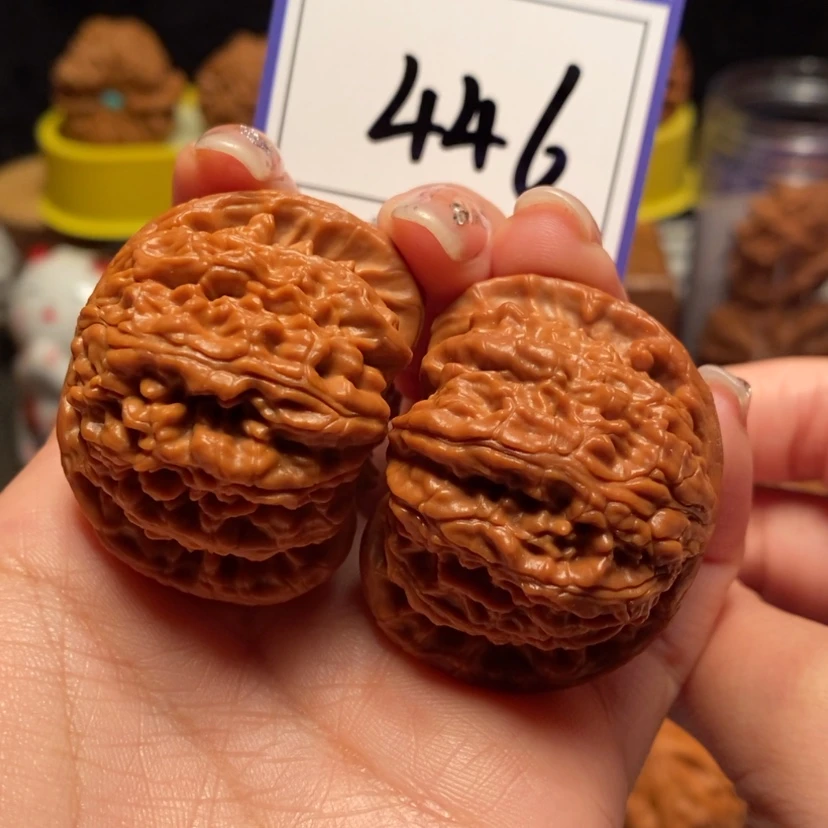 【闪购商品】文玩核桃吊坠43闷白 446