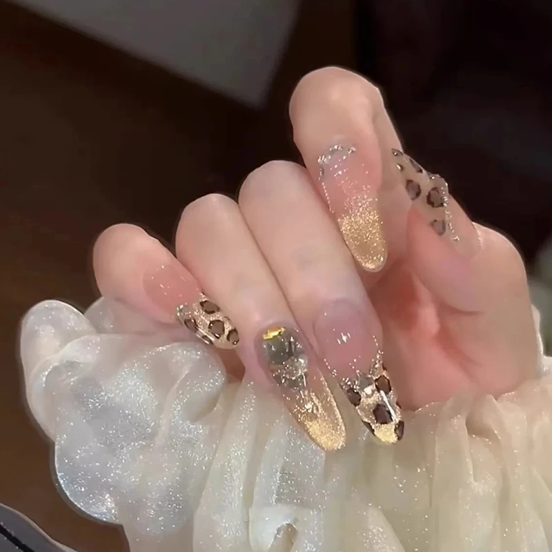 推荐!~落日熔金秋冬款穿戴甲轻奢气质高级感美拉德豹纹猫眼美甲