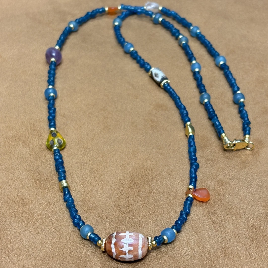 合浦老琉璃设计长链(主珠图腾细微差异化)