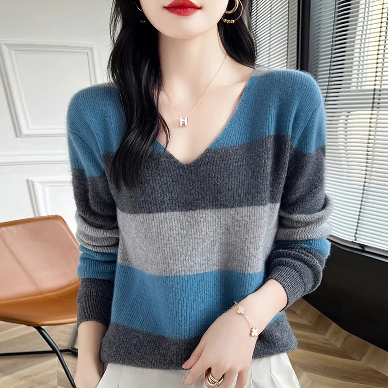 鄂尔多斯市百搭羊毛衫女秋冬季宽松显瘦V领针织打底衫条纹毛衣女