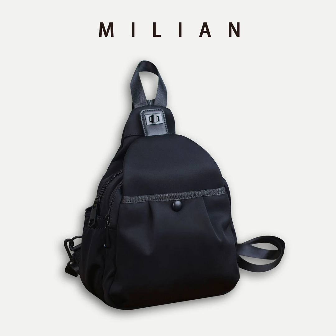 原创小众设计新款复古饺子包时尚潮流女包百搭胸包