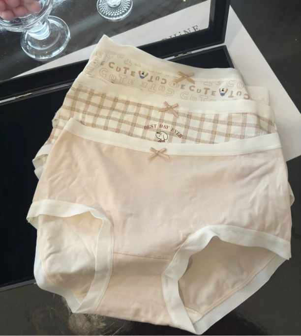 80-125斤 中腰时尚舒适棉质卡通女士三角内裤短裤3条装