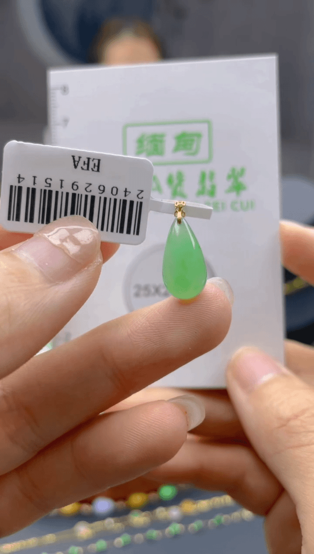 【闪购商品】翡翠颈饰18K金镶嵌新号开播 包邮加7天无理由