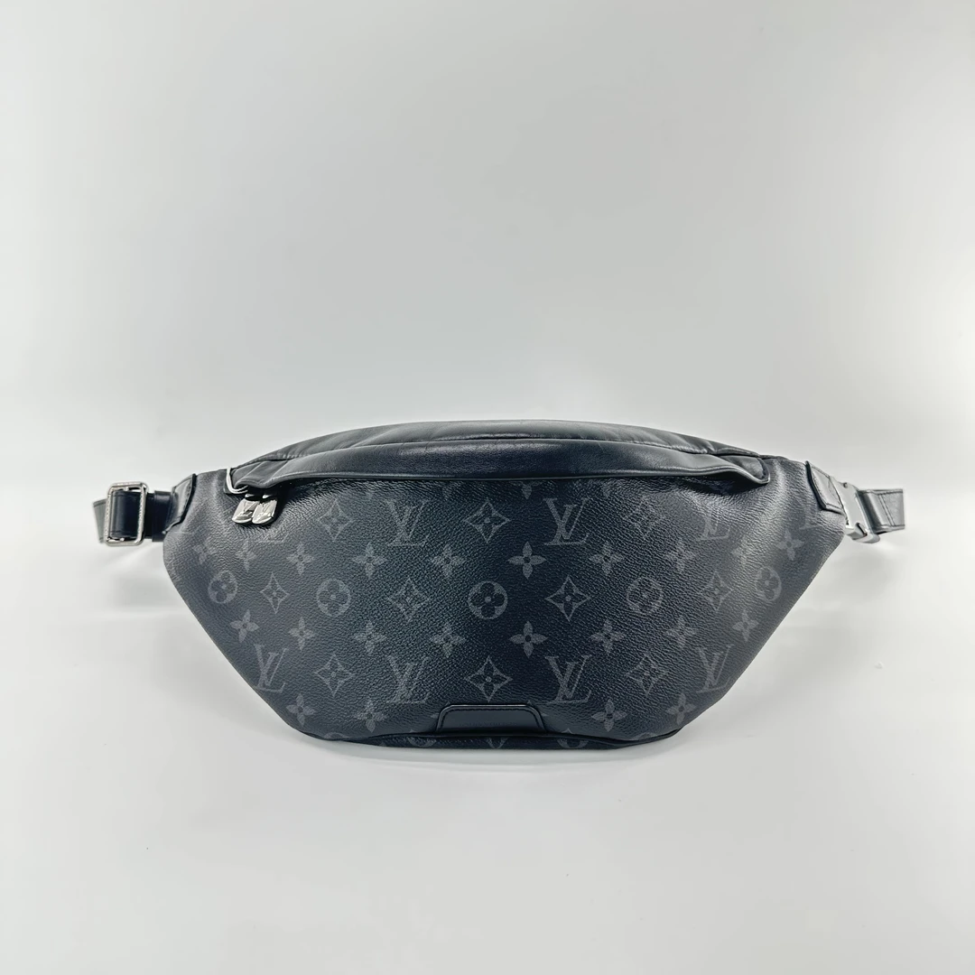 95新 LouisVuitton/路易威登 LV黑老花胸包/DH11059  时尚  包胸