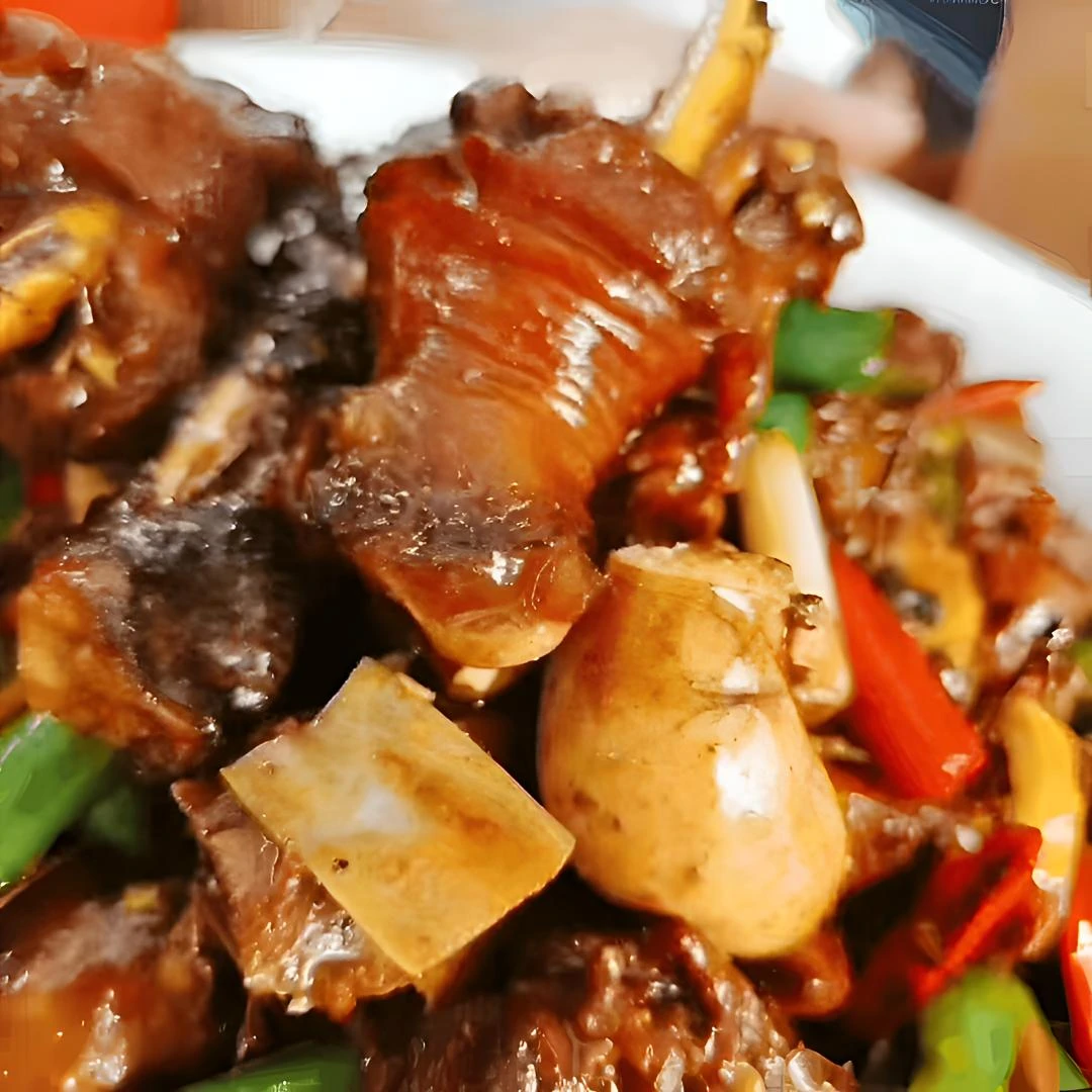 沂蒙山农家地锅鸡熟食炒鸡2年以上走地老母鸡香辣味地锅鸡500g汤