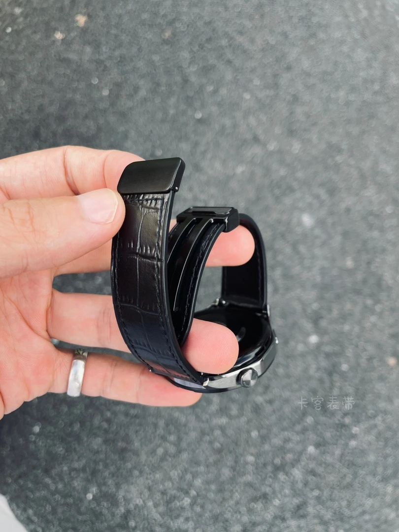 卡客适用华为手表GT2表带watch4鳄鱼纹皮gt3pro磁吸扣oppo小米s4