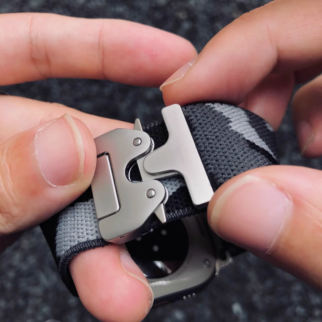 卡客风暴 迷彩灰适用苹果iwatch手表s10表带987机器人卡扣Ultra潮