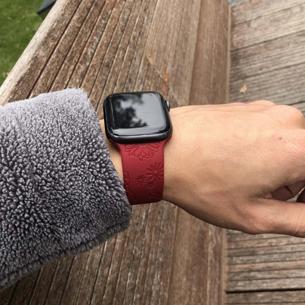 卡客 向日葵纹适用苹果iwatch手表applewatch表带S8765红色se硅胶