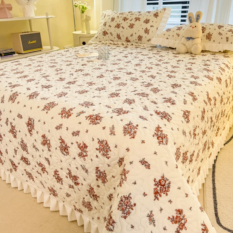 2023年新款牛奶水晶绒床盖单件榻榻米冬季加厚加绒夹棉床单三件套