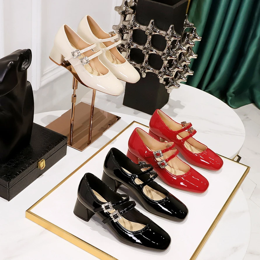 甜美日常女鞋粗跟中跟百搭水钻搭扣漆皮一字带玛丽珍单鞋跟鞋方头