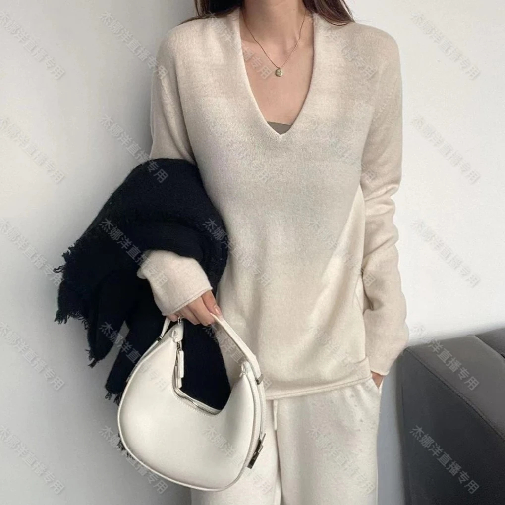 【杰娜洋秋冬新款】2288时尚设计感V领气质内搭针织羊绒衫上衣