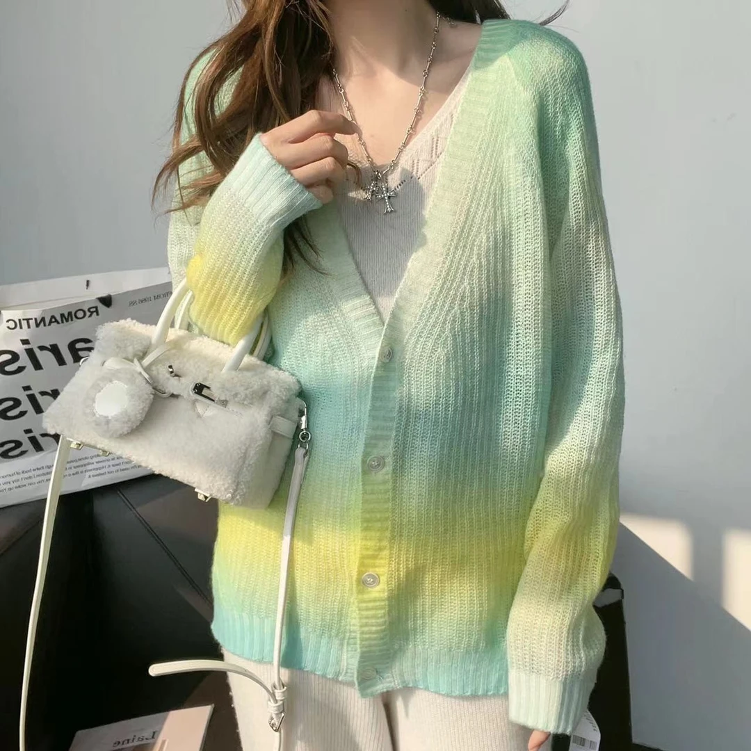 【杰娜洋冬季新款】230618-100山羊绒名媛风多彩晕染精致开衫上衣