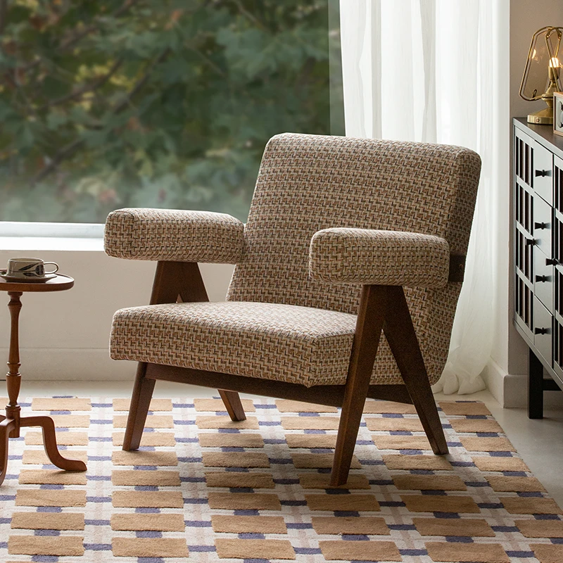 美式复古单人沙发椅设计师单人沙发极简阳台实木休闲椅昌迪加尔