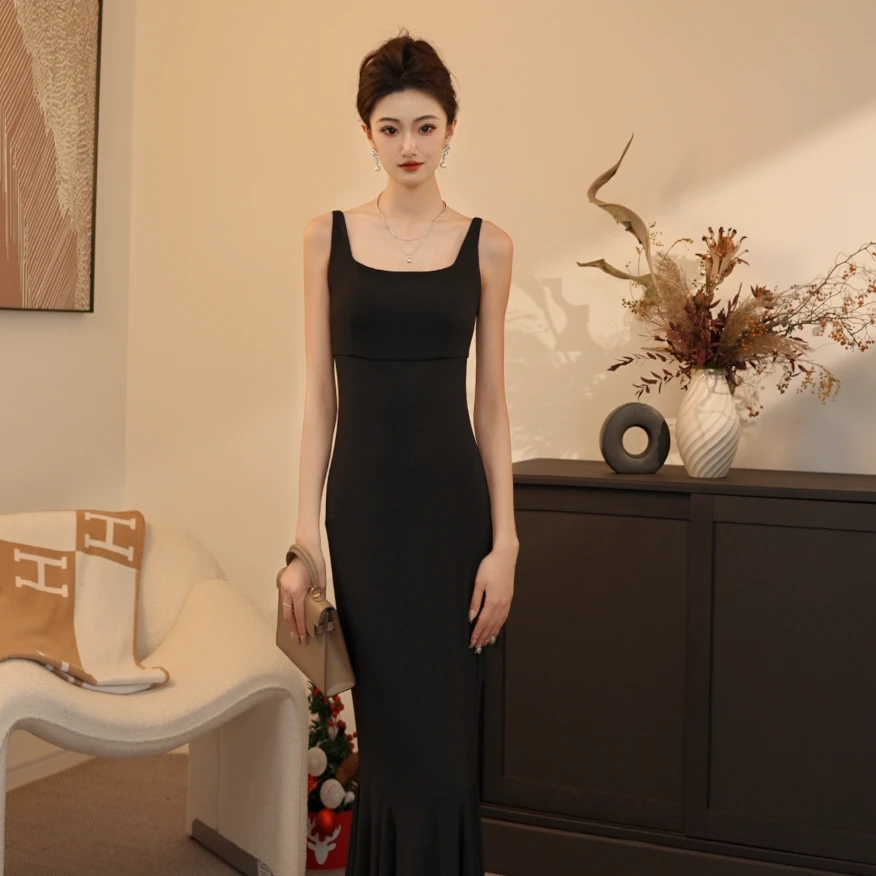 GIRDEAR/哥弟25年早春新款显瘦时尚气质吊带背心鱼尾裙女装150020