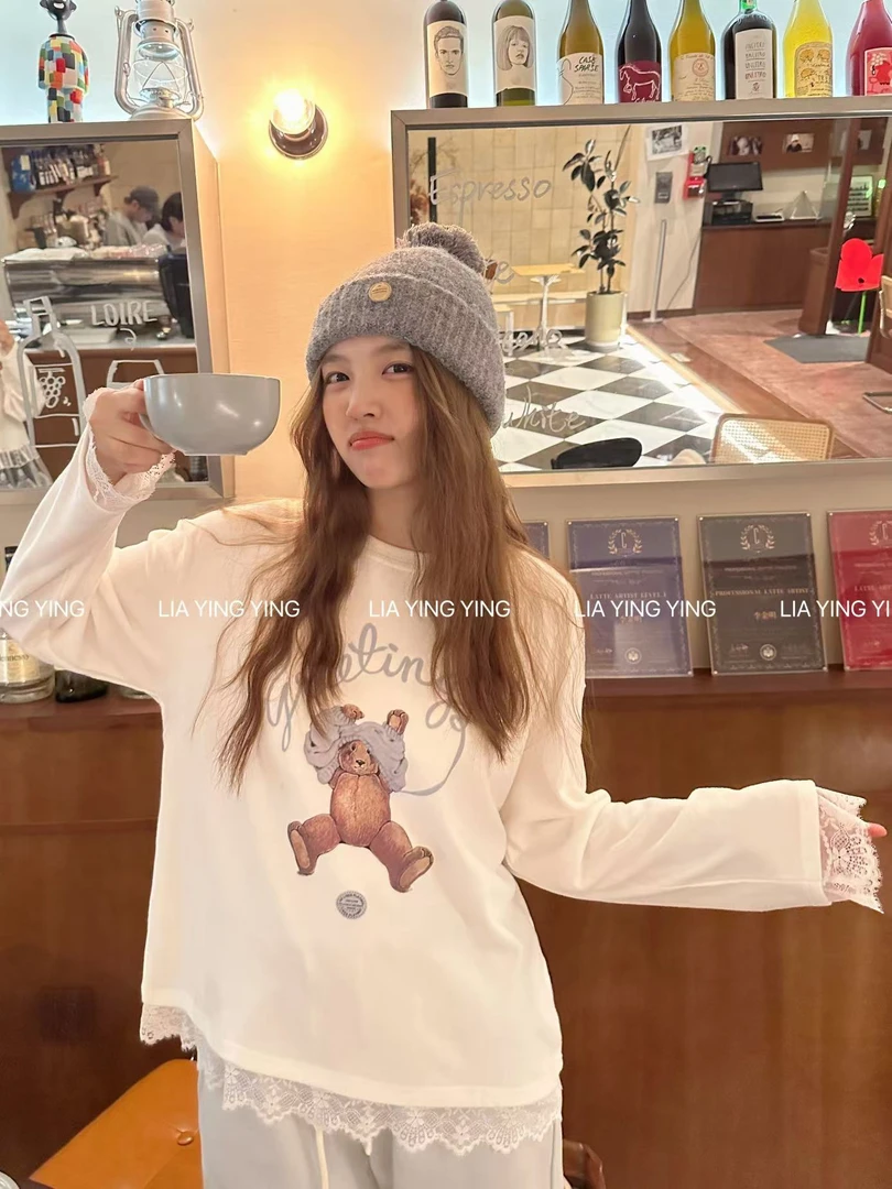 【熊宝宝蕾丝T】。拼接～没有抵抗力～无敌好看！微微磨毛T恤～印花