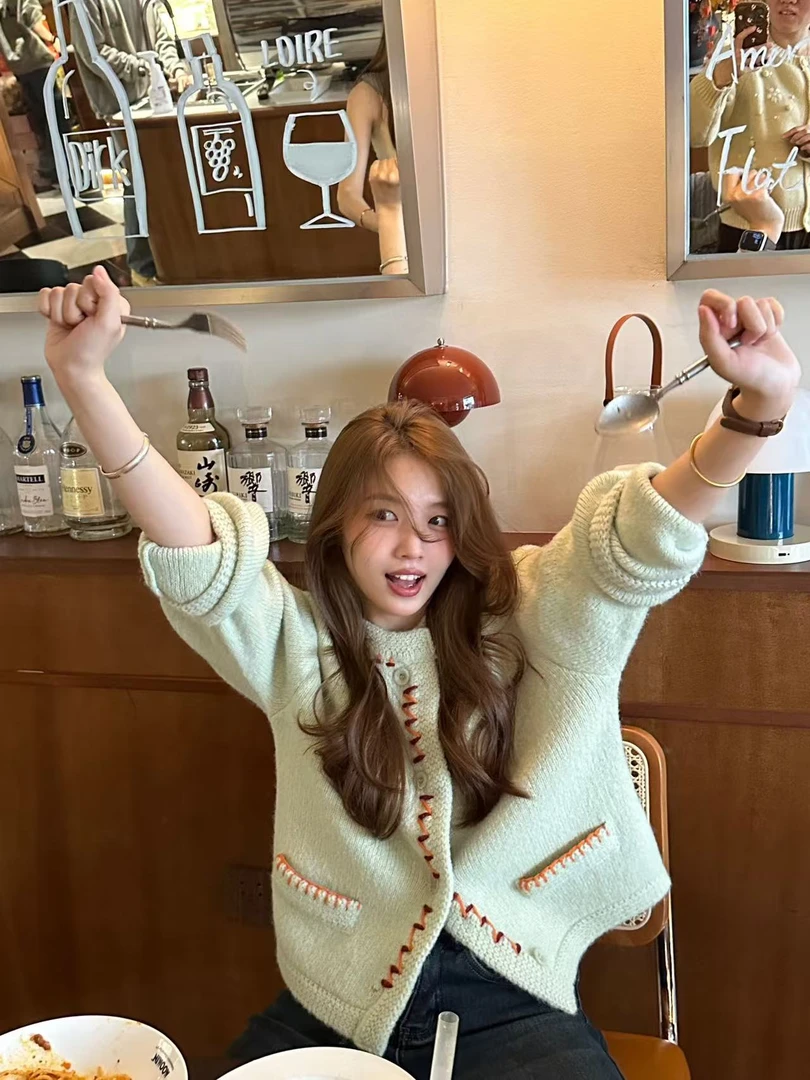 【薄荷牛油果】含毛～手工花边～巨软弹特软特舒服～韩版毛衣针织衫冬