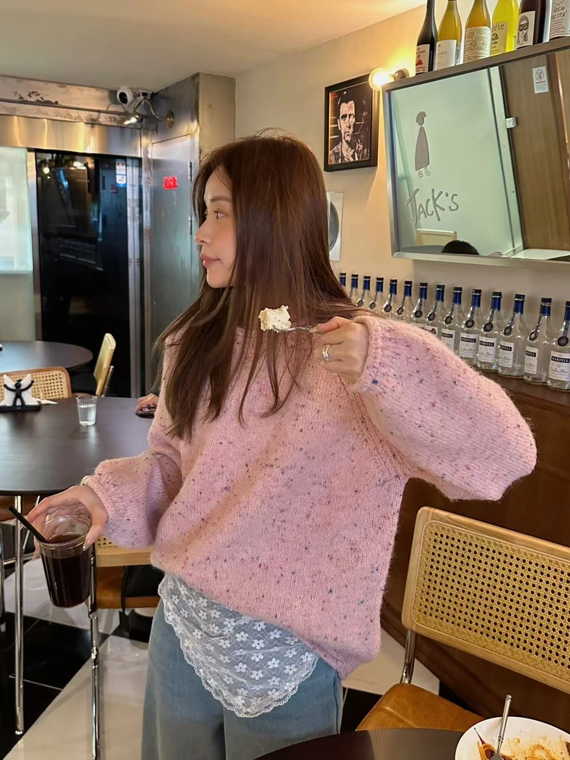 【草莓奶昔】仿牛绒彩点～卷边袖口～粉色毛衣～宽松慵懒风套头厚毛衣