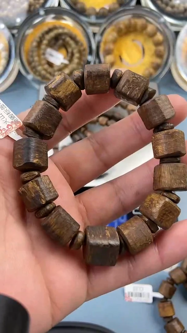 【闪购商品】沉香手串CL22惠安火山口