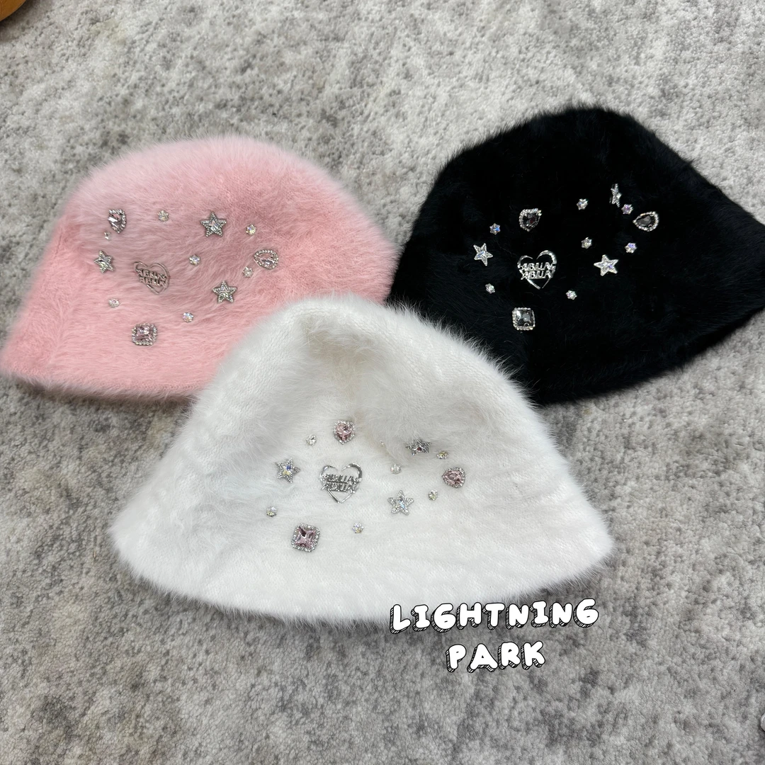 【霹雳配饰公园】INS风爱心彩钻系列秋冬辣妹保暖渔夫帽