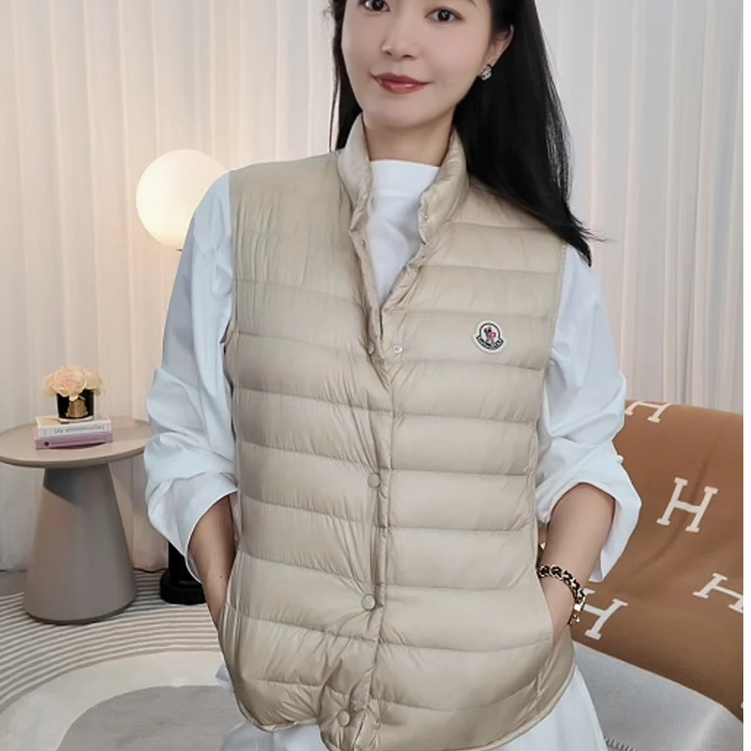 全新未使用 MONCLER MONCLER LIANE系列羽绒马甲 不支持七天