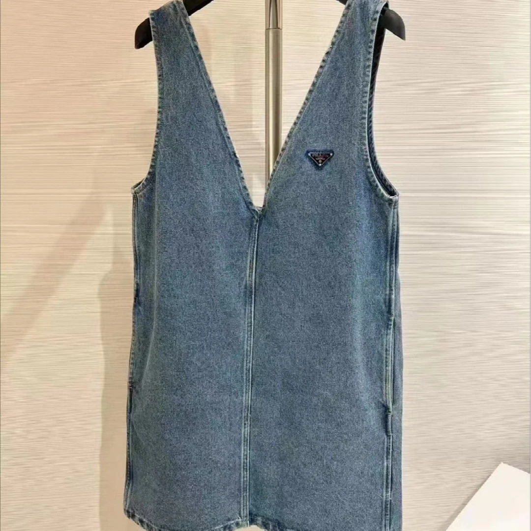 全新未使用 Prada/普拉达 PRADA新款吊带牛仔连衣裙 不支持七天
