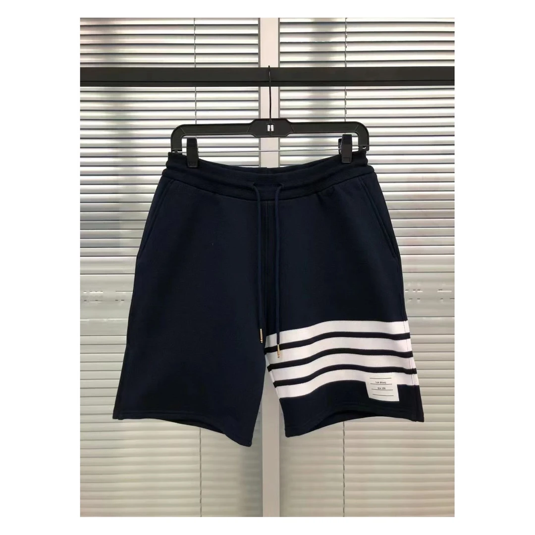 全新未使用 THOMBROWNE 经典蓝色百幕大短裤
