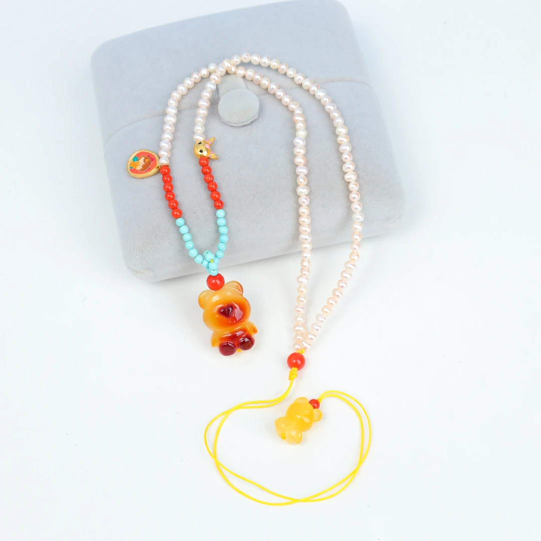 天然蜜蜡可爱小熊项链