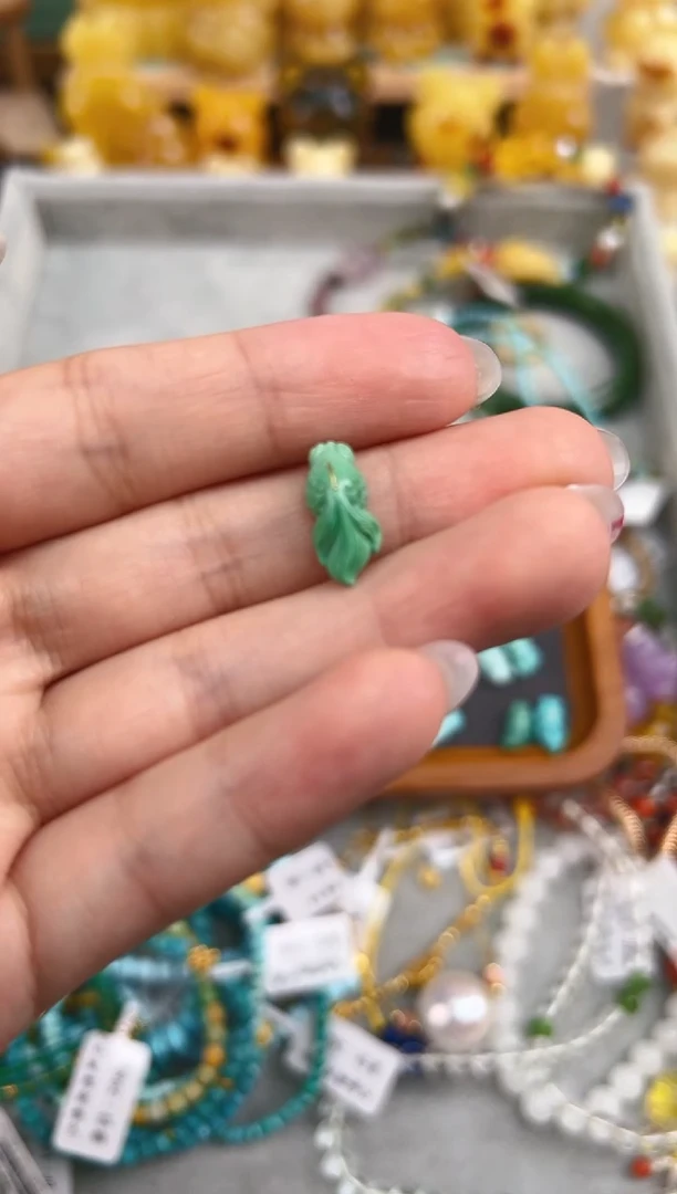【闪购商品】绿松石珠宝奇石未镶嵌吊坠