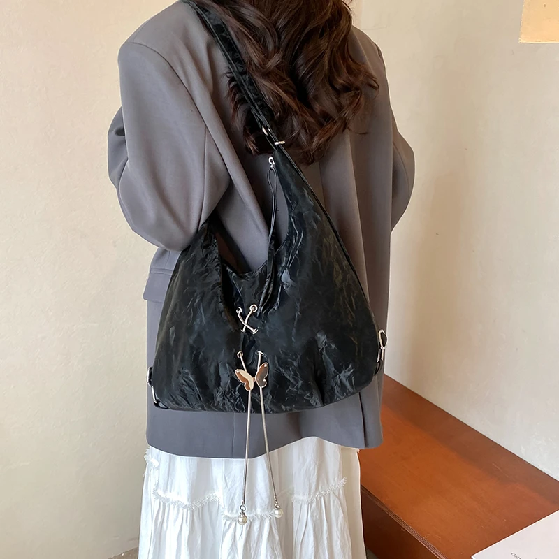 高级感大容量女包2024新款潮流网红时尚单肩包简约休闲旅行双肩包