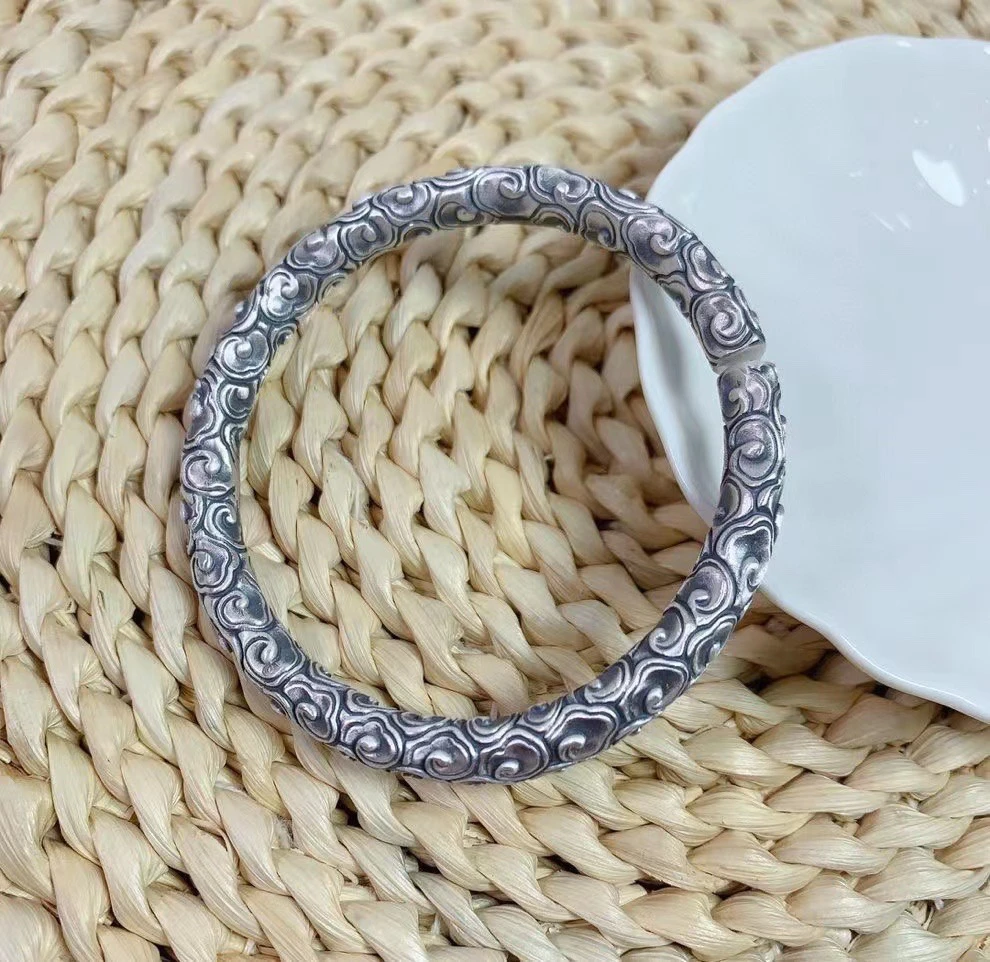 足银手镯 足银999纯手工錾刻祥云七彩祥云手镯